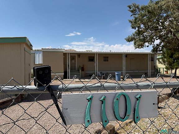 4th image of 1101 E Riverside Dr