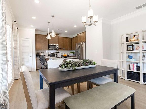 7th image of this home