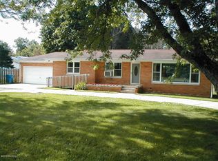 3604 Shawnee Rd, Bridgman, MI 49106