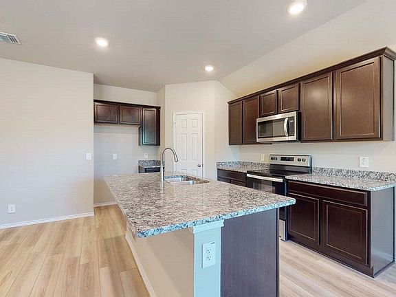 7th image of this home