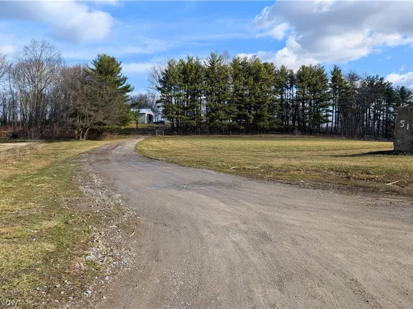 5171 Avon Rd NE, Carrollton, OH 44615