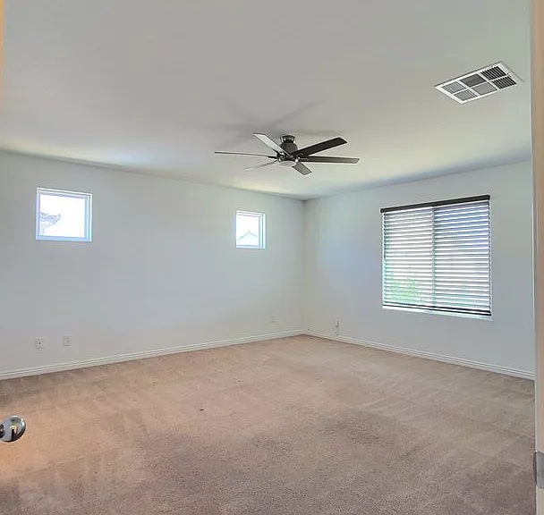 3807 E Summit Ave — Photo 29