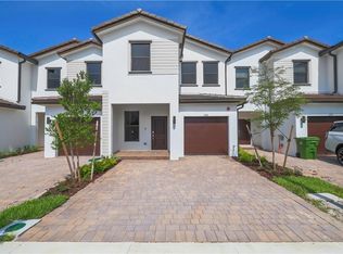 248 SW 159th Ter, Hollywood, FL 33027