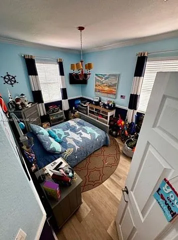 3 bed, 2.0 bath, 1754 sqft, $3,500 — Photo 3