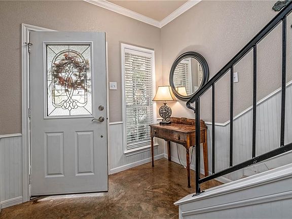 4th image of 2819 Savannah Ct