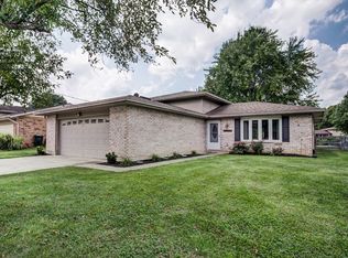 9 Woodbrook Ct, Fairfield, OH 45014
