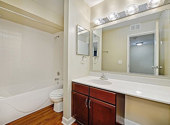 5th image of 4645 Lake Trail Dr APT 2D