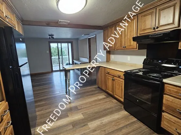 1920 Idaho St, Connellsville, PA 15425