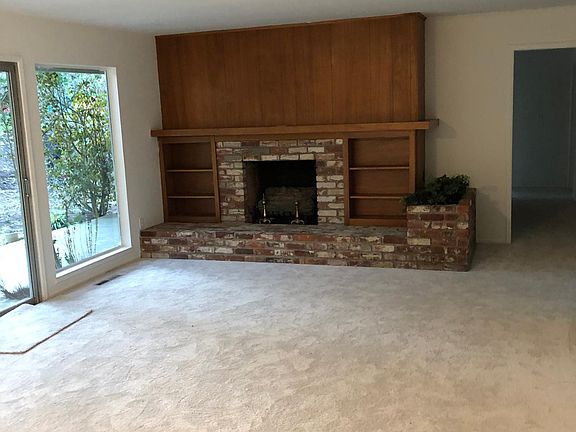 4th image of 4228 Manuela Ave