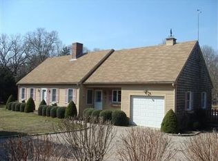 9 Moonakis Rd, East Falmouth, MA 02536