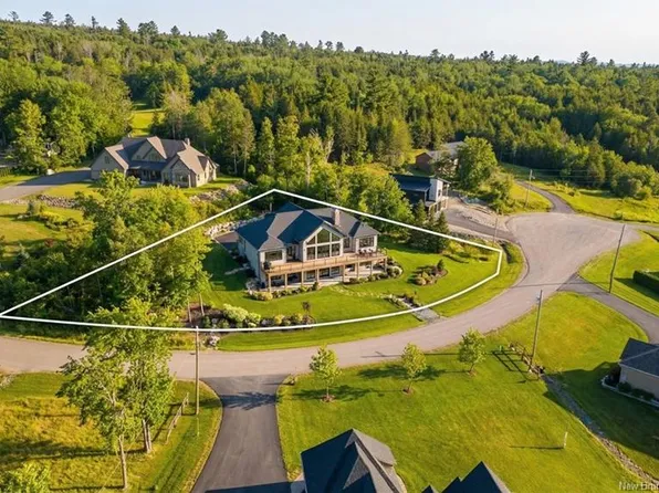 21 Saint Charles Ct, Kingsclear, NB E3E 0C7