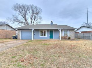 1057 E 143rd St, Glenpool, OK 74033