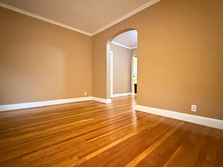 80 Strathmore Rd #1 — Photo 7