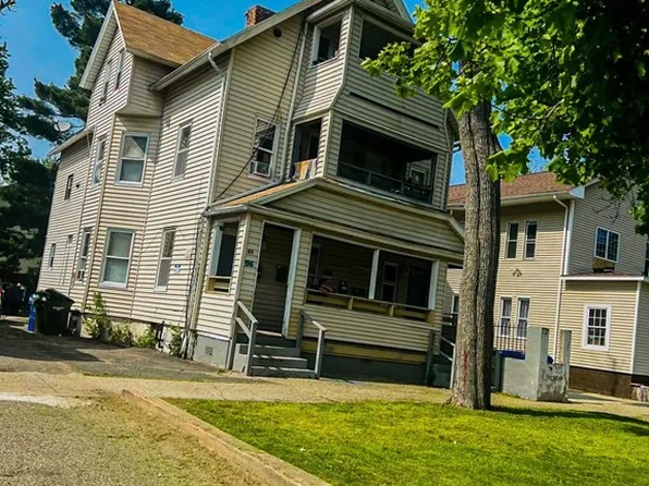 56 Jefferson Ave, Springfield, MA 01107