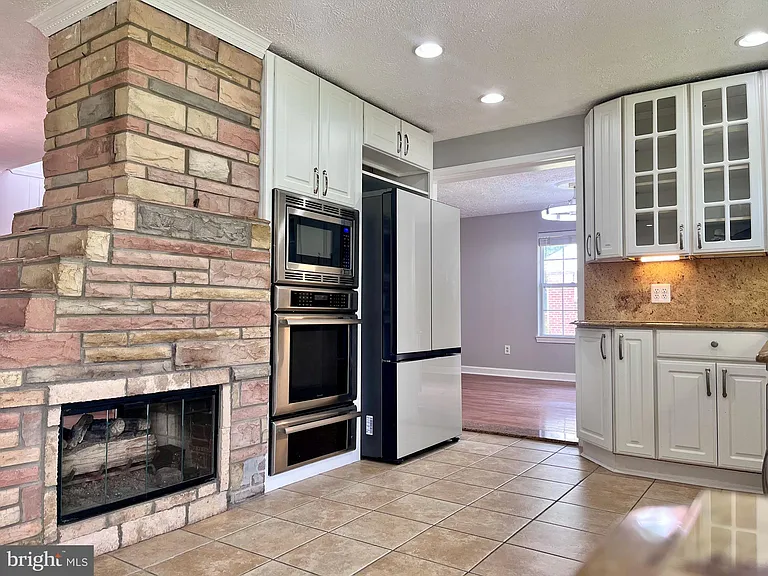 5350 Ravensworth Rd — Photo 20
