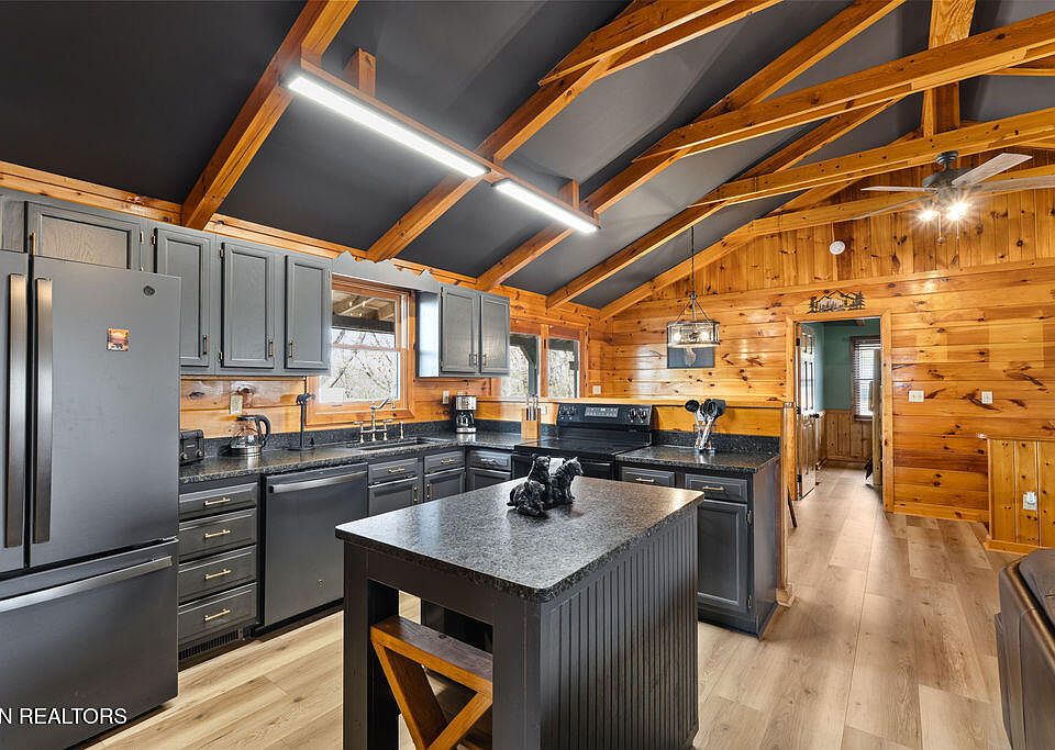 10th image of this home