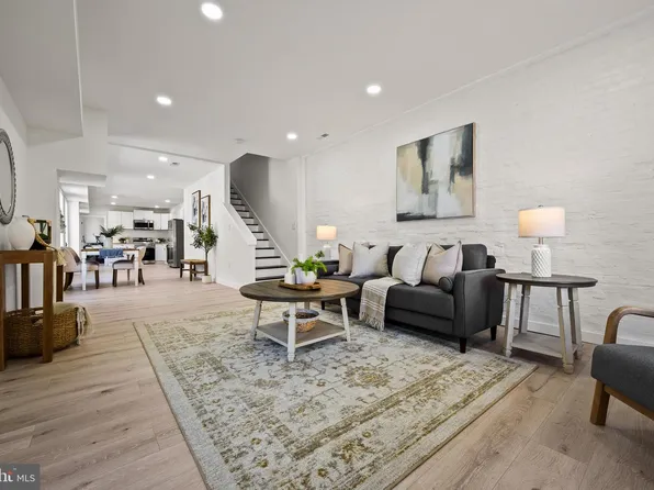 1118 S Carey St, Baltimore, MD 21223