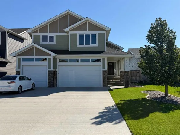 2418 W Aspen Dr, Coaldale, AB T1M 0E6