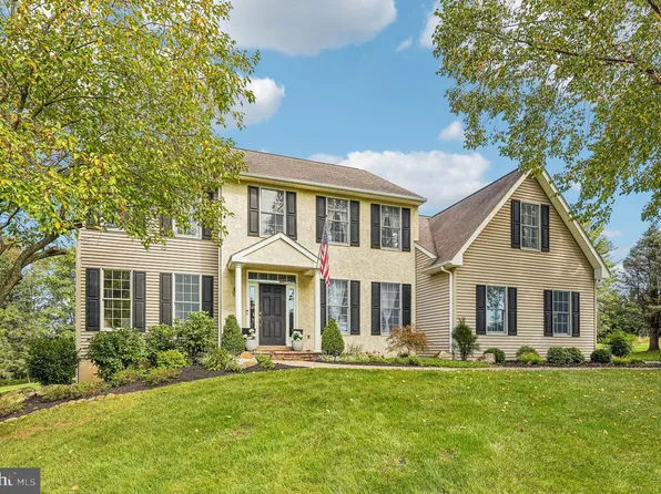 212 Aran Glen Way, Downingtown, PA 19335