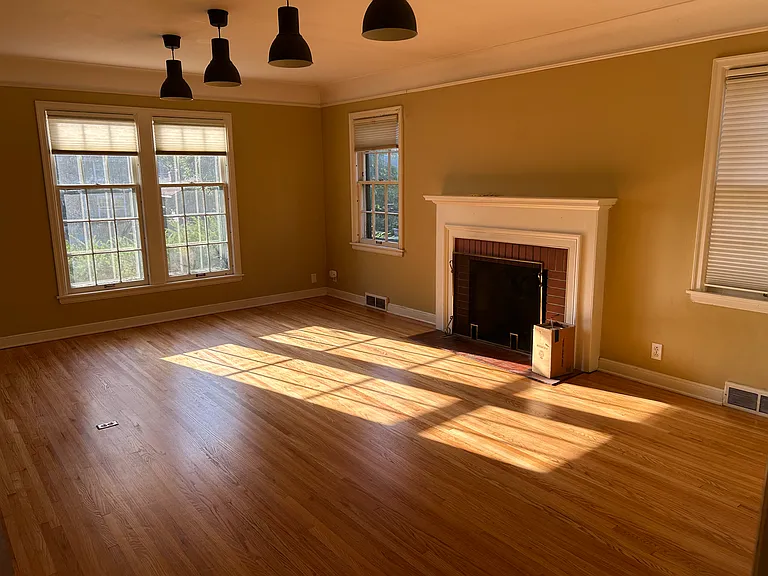 5637 Colfax Ave S — Photo 3