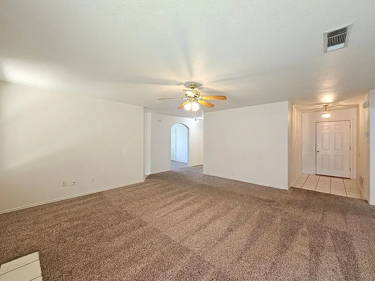 4604 Ledgestone Dr — Photo 6