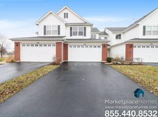 388 Bluegrass Pkwy, Oswego, IL 60543