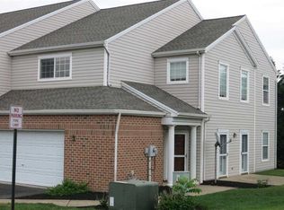 2319 E Slater Hill Ln, York, PA 17406