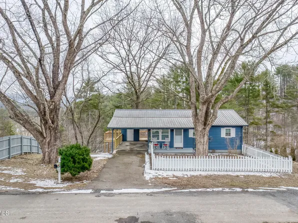 502 Hospital Hill Rd, Mountain City, TN 37683