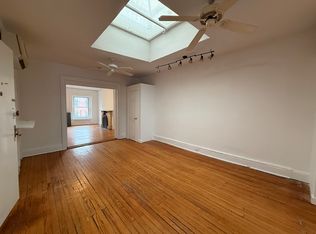 218 E 12th St APT 4, New York, NY 10003