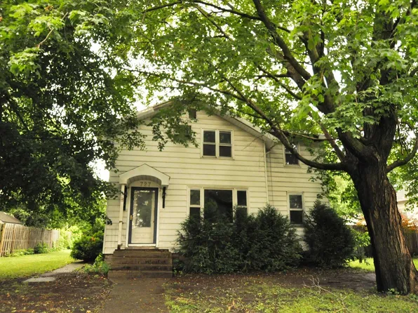 727 Chapel St, Ottawa, IL 61350