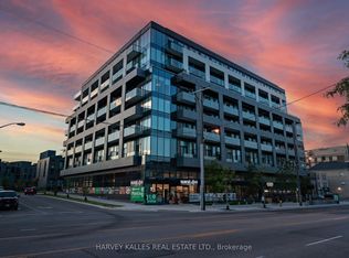 4208 Dundas St W #412, Toronto, ON M8X0B1