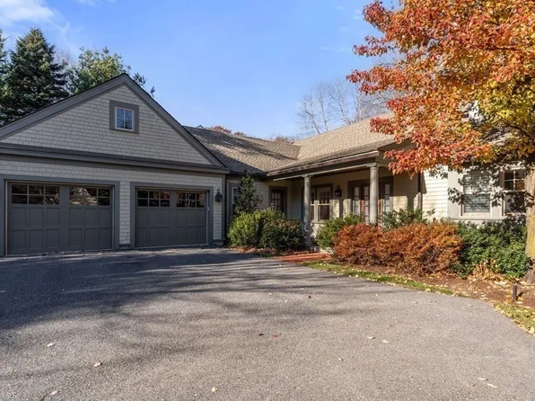 8 Cutting Ln, Weston, MA 02493