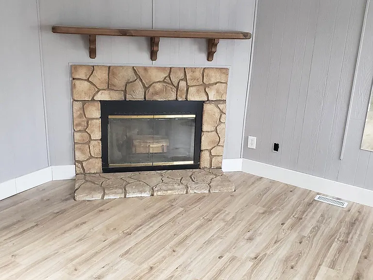 7281 Shirland Rd — Photo 6