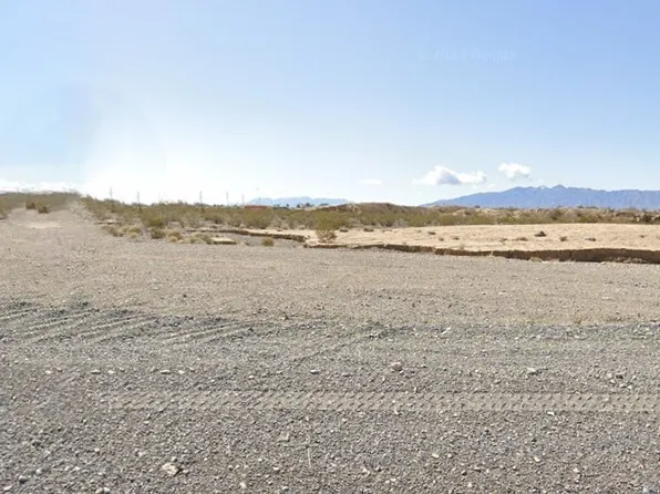 1271 E Mesquite Ave, Pahrump, NV 89060