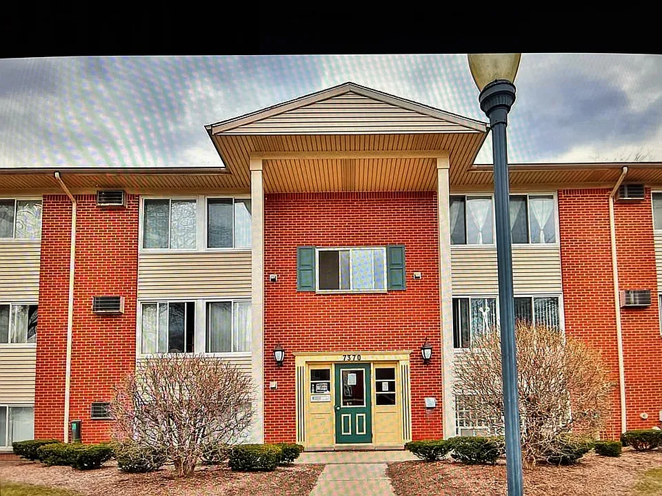 7370 Central St #10