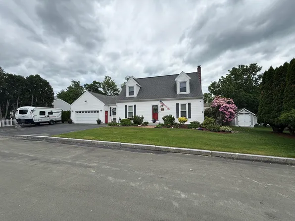 176 Stanton Street, Manchester, NH 03103
