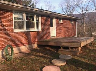 1292 Liberty Valley Rd, Ickesburg, PA 17037