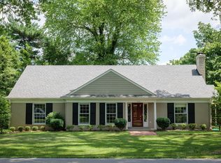 125 Blankenbaker Ln, Louisville, KY 40207