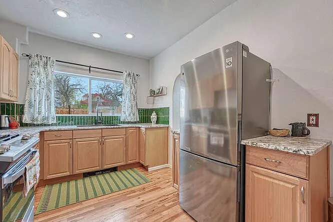 2904 W Colorado Ave — Photo 6