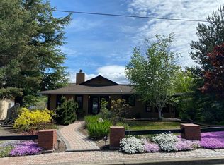 63 S Foothill Rd, Medford, OR 97504