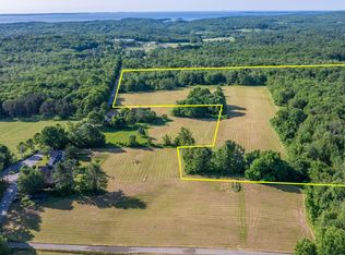 43 Melvin Heights Rd, Camden, ME 04843