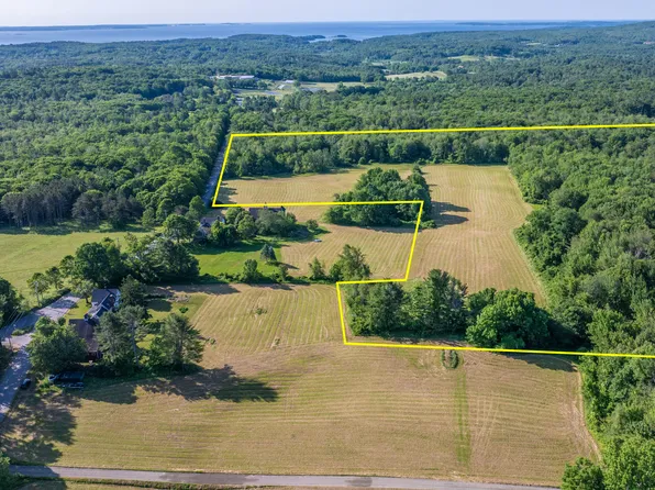 43 Melvin Heights Road, Camden, ME 04843