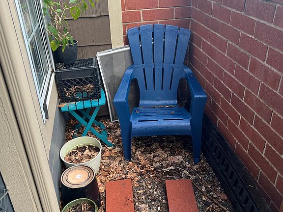3rd image of 3531 Windmill Dr APT L2