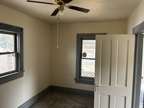 5th image of 708 Market St