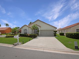 7710 N Great Glen Cir, Delray Beach, FL 33446