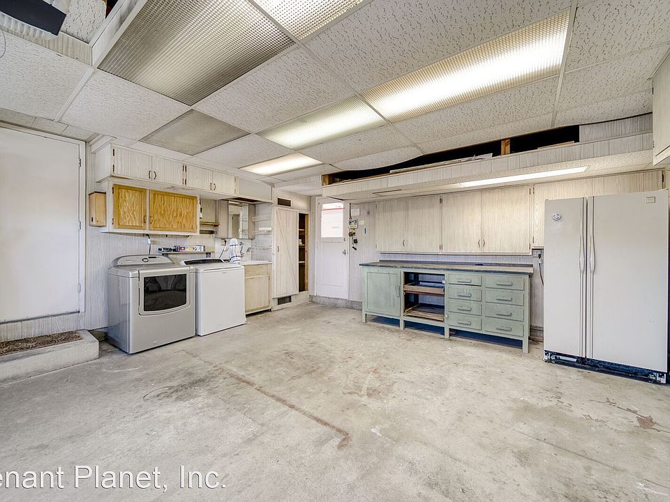 1st image of 5281 Meridian Ave