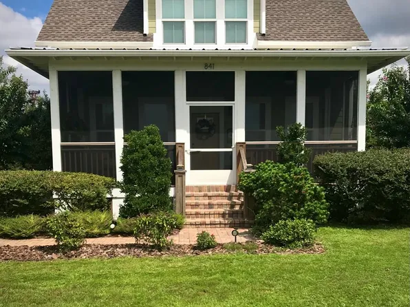 841 Wide Water Cir, Wewahitchka, FL 32465