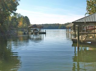 107 Deer Cove Ln, Troutman, NC 28166