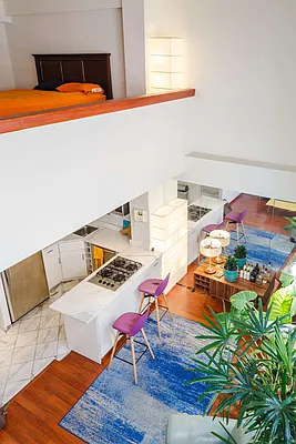 Rented by Up Real Estate Advisors LLC | media 6