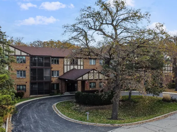 7800 W Foresthill Ln APT 304C, Palos Heights, IL 60463
